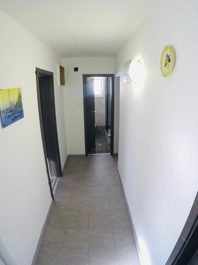 Apartments Lopac Jadranovo Exterior foto
